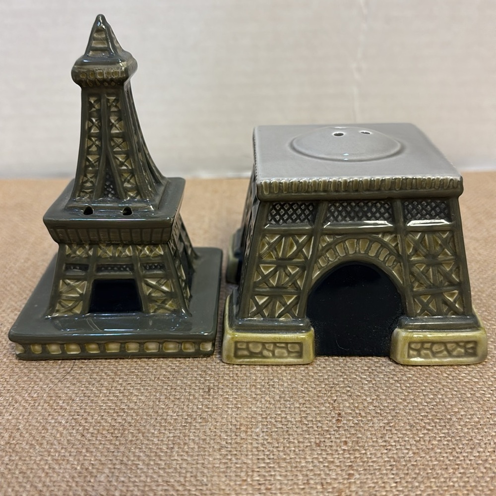 Treasure Craft Ceramic Eiffel Tower Salt and Pepper
